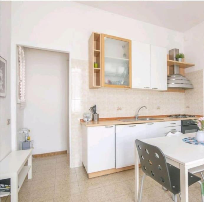 2 Bedrooms Apartment Near Metro M1 Marelli 17Min From Duomo Sesto San Giovanni Exterior photo